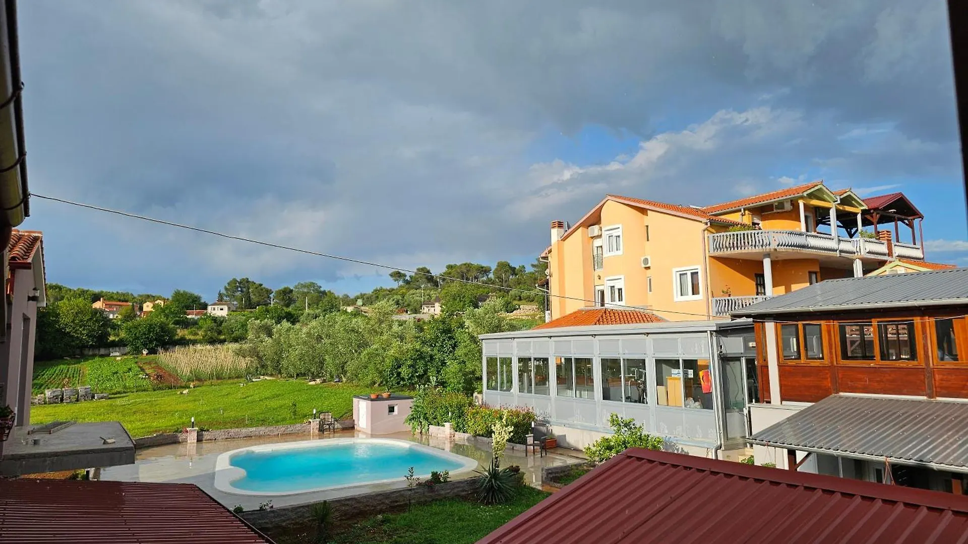 Apartments Seherzada Pula 0*,  Croatia