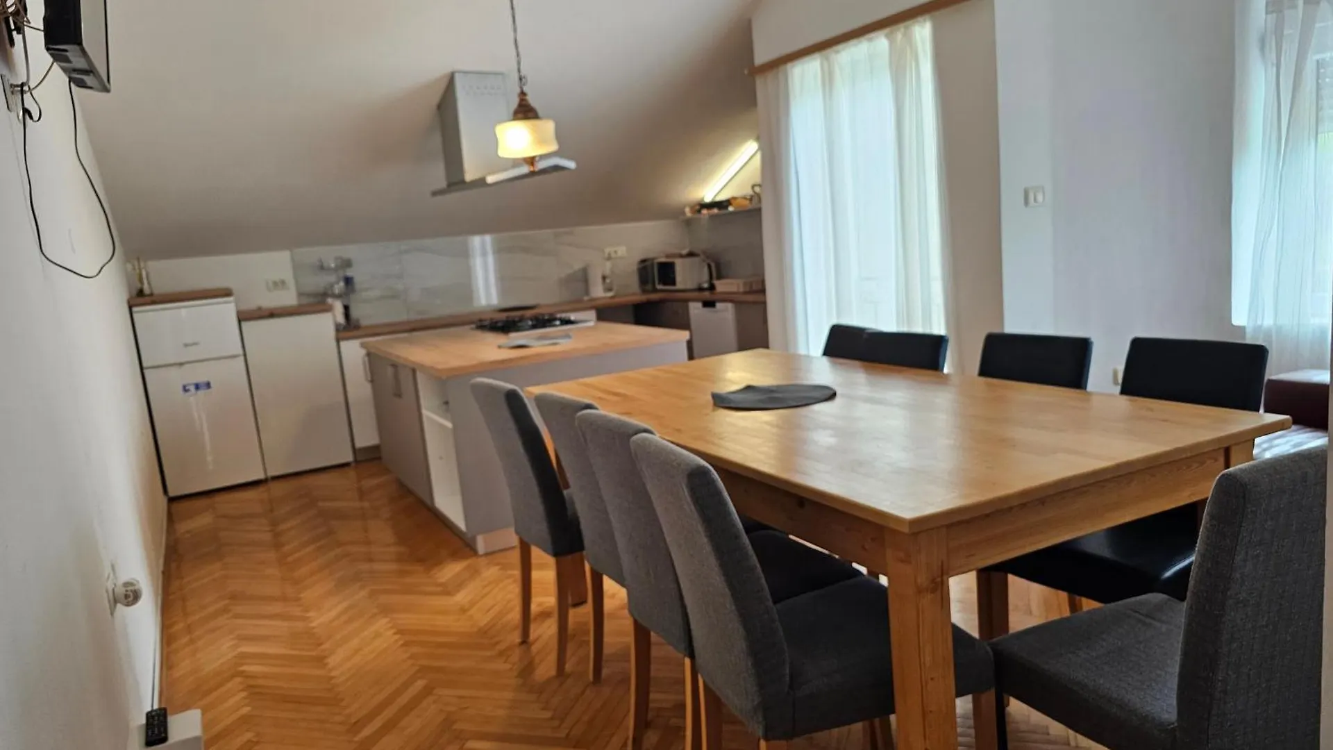 Apartments Seherzada Pula 0*,  Croatia