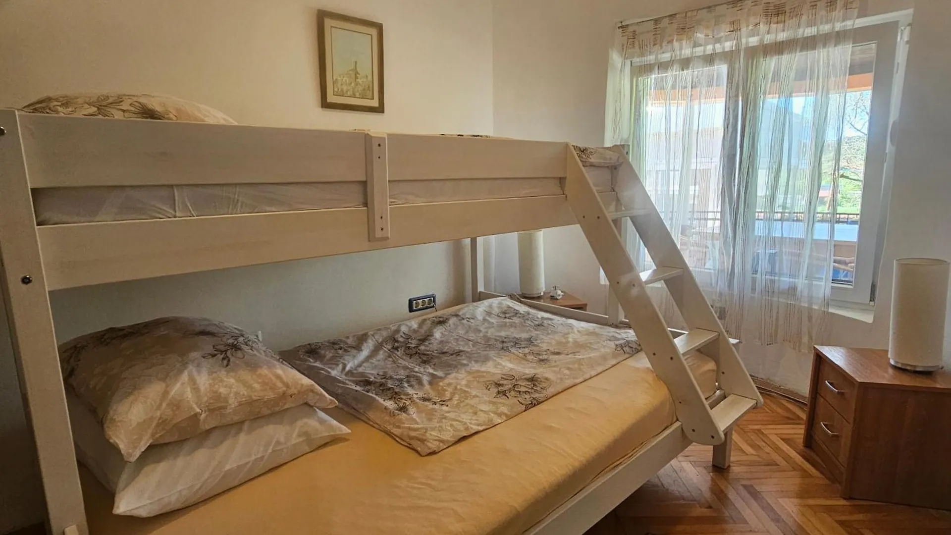 Apartments Seherzada Pula 0*,  Croatia