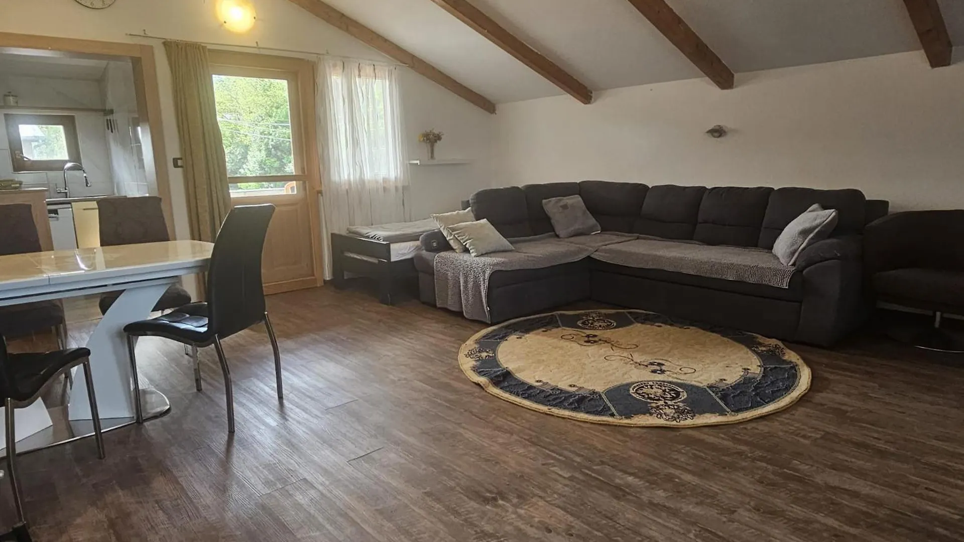 Apartments Seherzada PUY 0*,  크로아티아